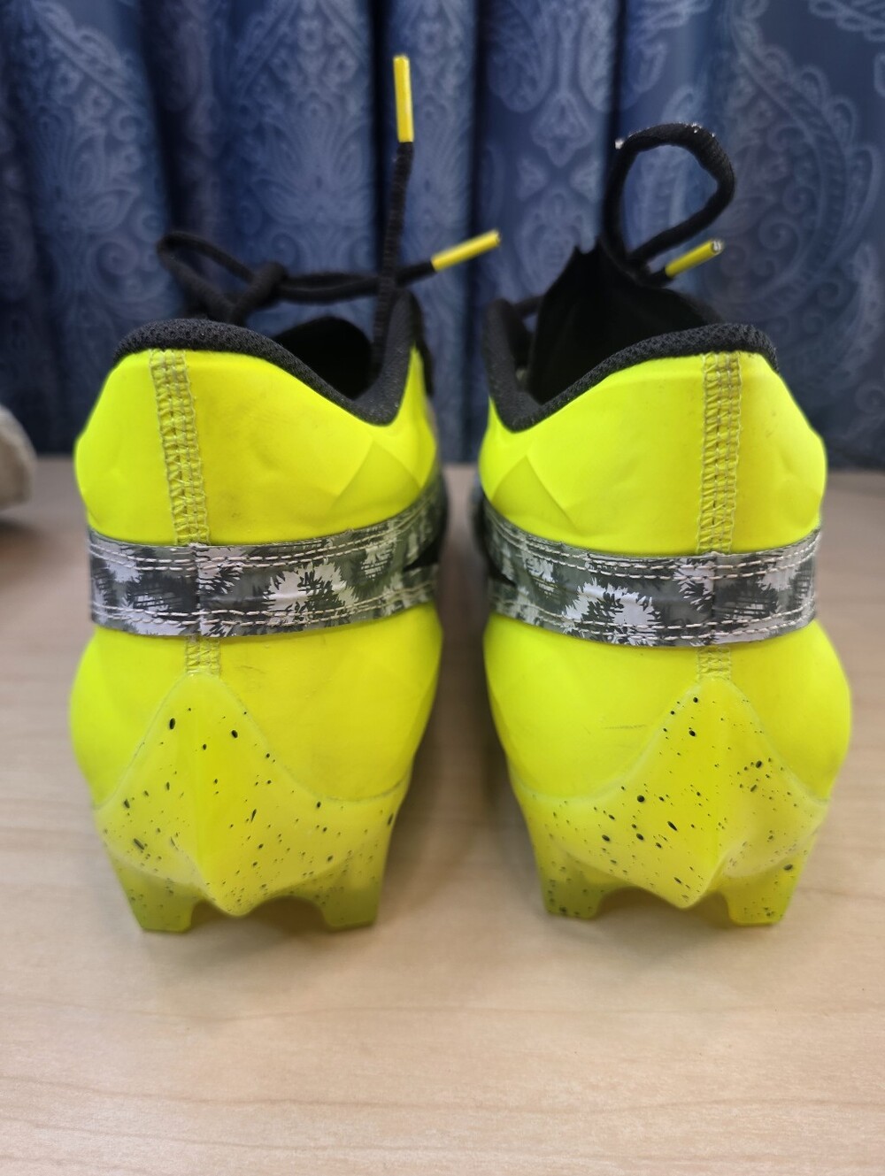 Nike Vapor Edge Elite 360 2 Football Cleats Mens 14 Volt Yellow Camo FB3347-703 - Picture 5 of 17